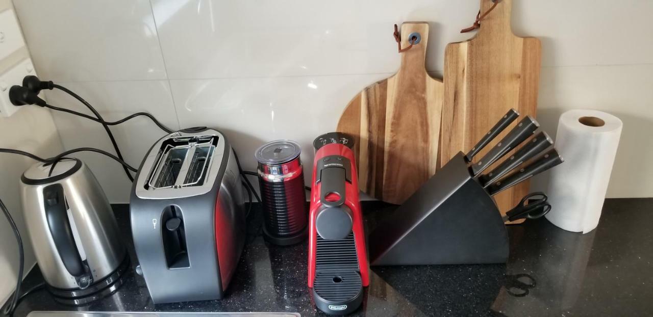 New Smart Home Nearby Plaza 오클랜드 외부 사진